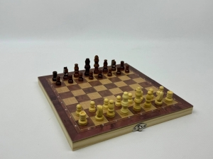 Шахматы, шашки, нарды деревянные (3 в 1)