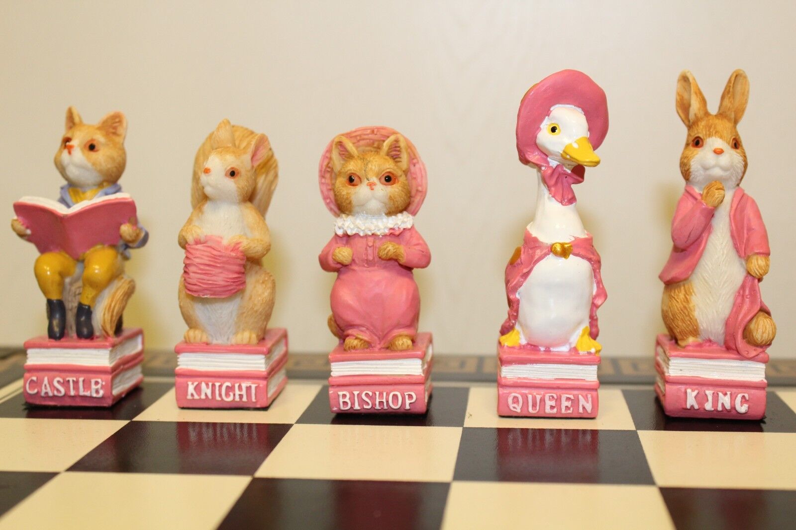 10762.Animal Fairytale Chess Set