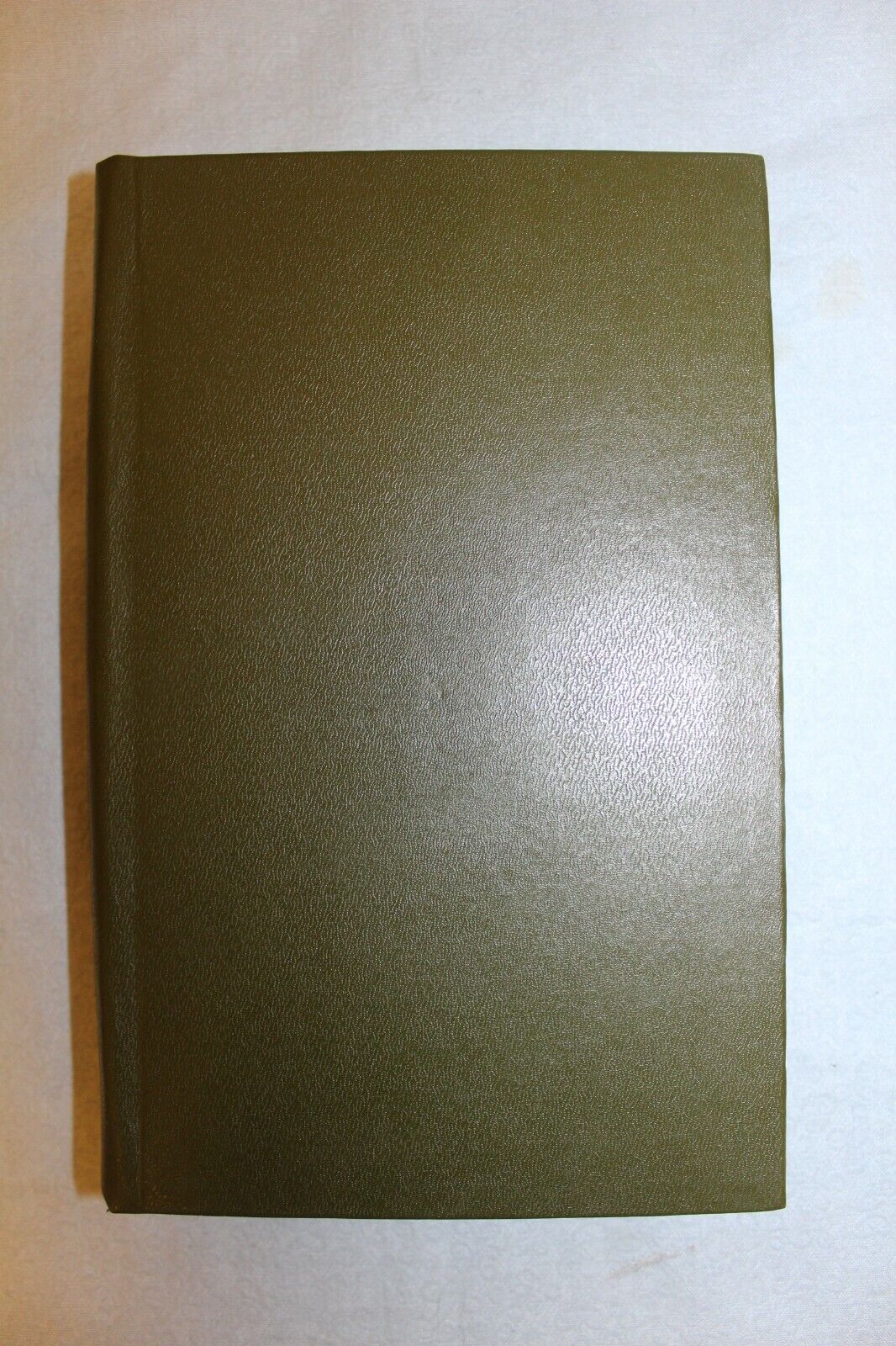 11305.Georgian Chess Book: Akobia. World Anthology of Chess Studies. Vol. 3