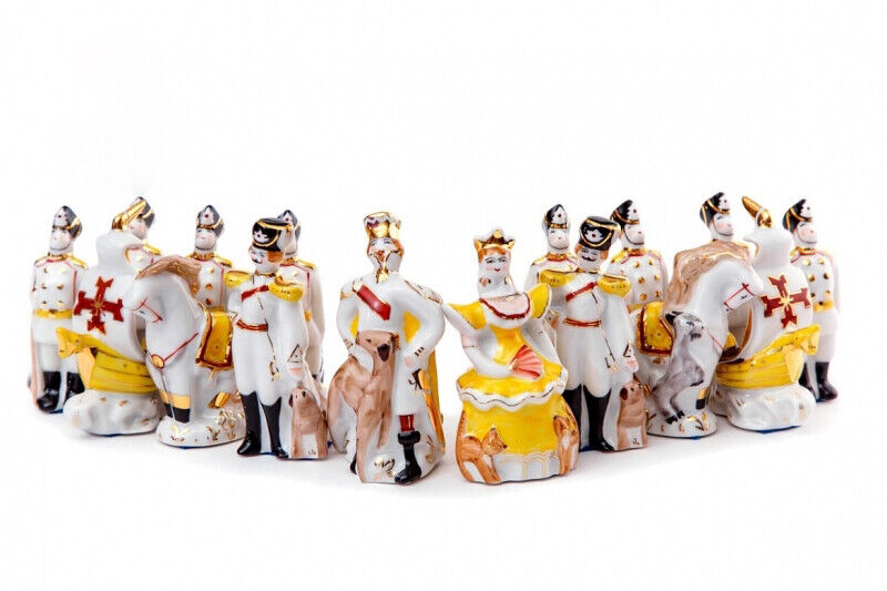 11599.Russian Porcelain Chess Set The Presidential Regiment (Verbilki) Gardner factory