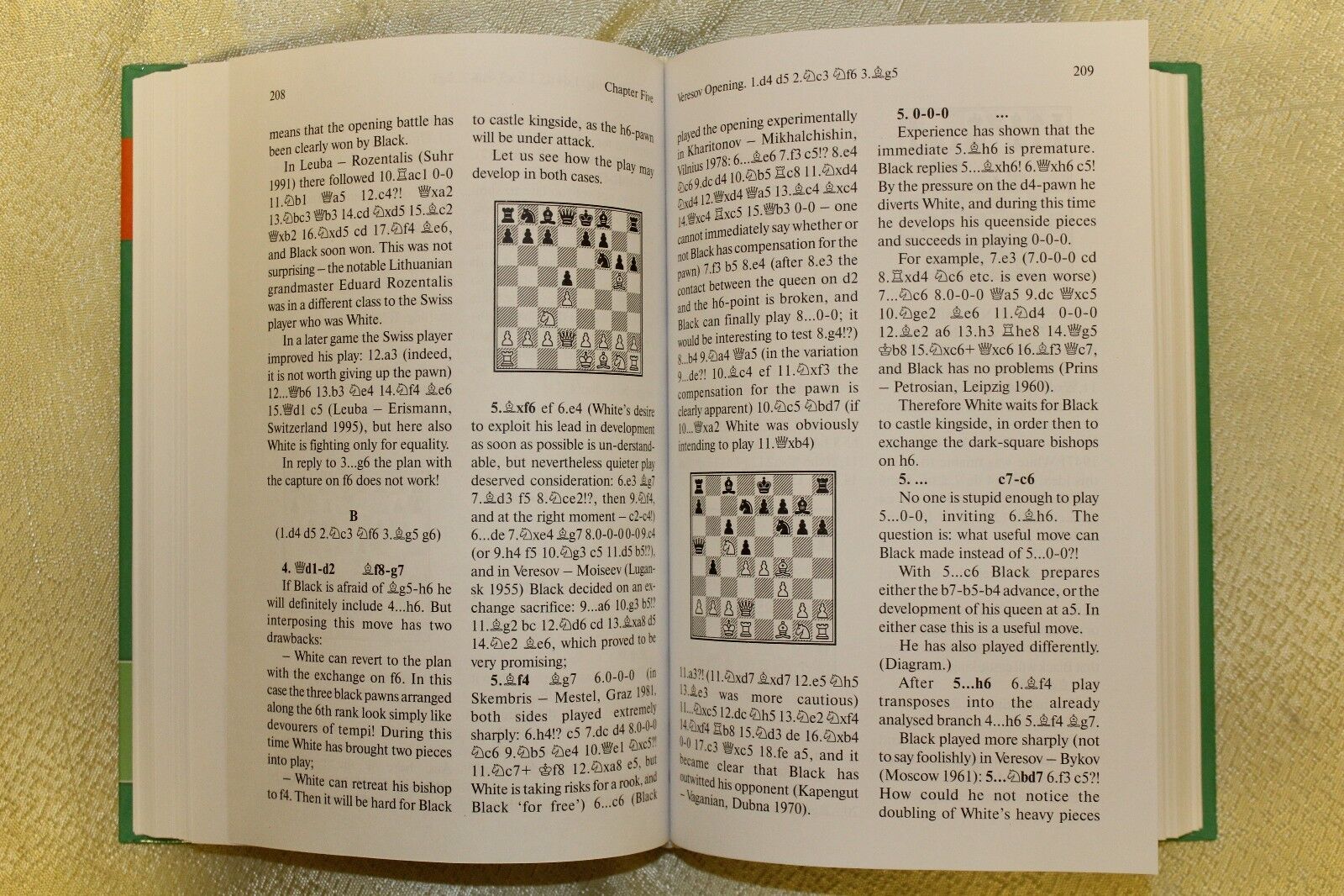 11900.Two Chess Books: Karpov, Kalinichenko.Complete Guide to the Quin's Pawn Opening