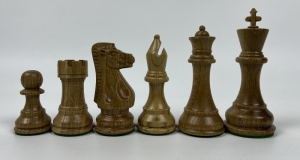 Деревянные шахматные фигуры из дуба Стаунтон №6 (Арт Т)